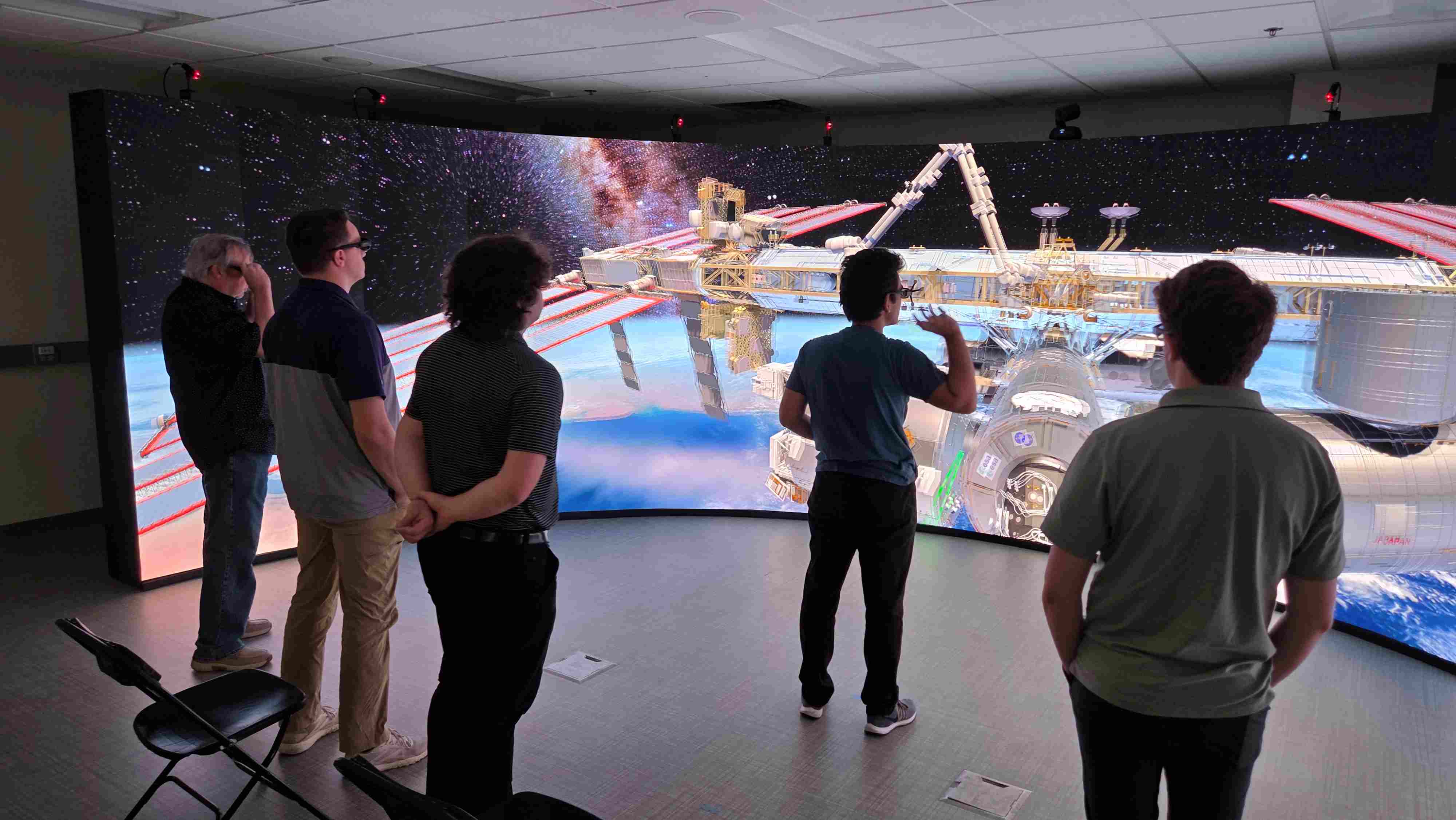 students in the 3D visualization lab