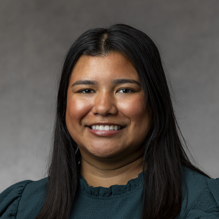 headshot of Jessica Calderon