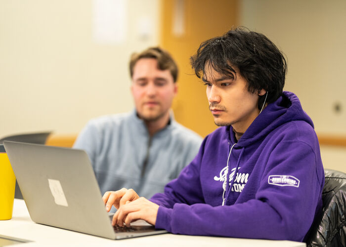 Students in class on laptop