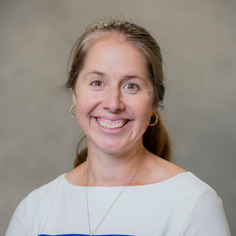 Dr. Deanna Tollefson headshot